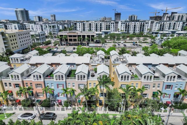 542 NE 7th Avenue Unit 2, Fort Lauderdale, FL 33301