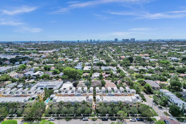 542 NE 7th Avenue Unit 2, Fort Lauderdale, FL 33301