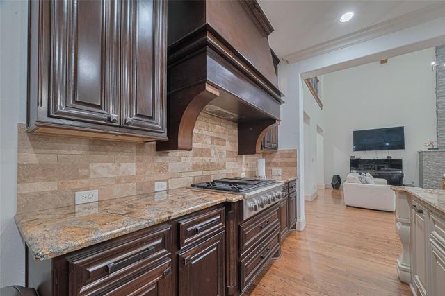 81 Gildwood Place, The Woodlands, TX 77375