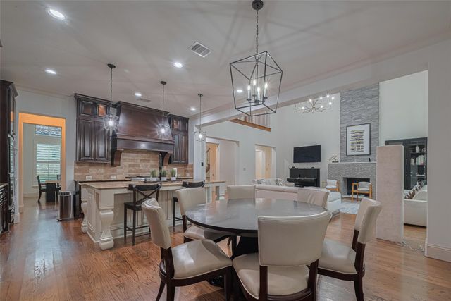 81 Gildwood Place, The Woodlands, TX 77375