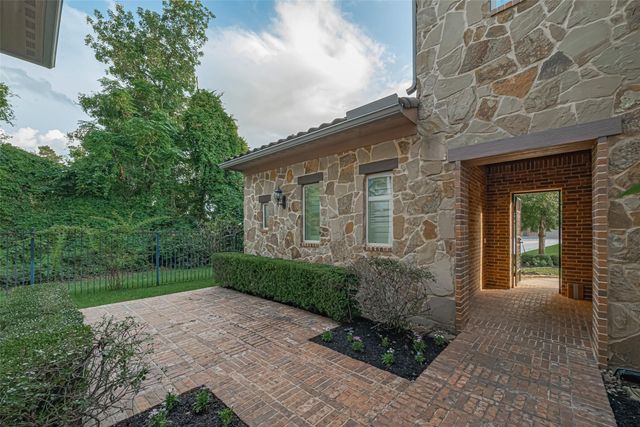 81 Gildwood Place, The Woodlands, TX 77375