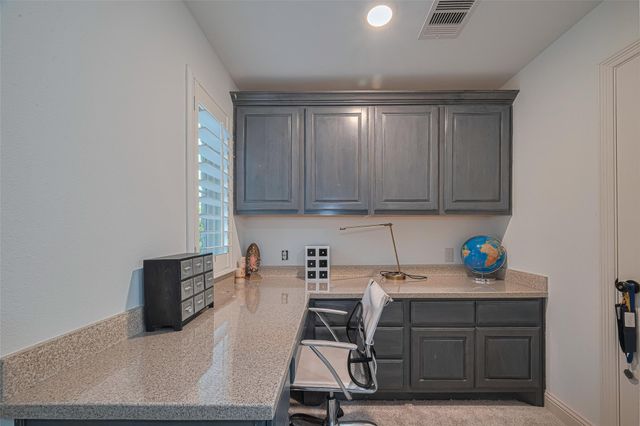 81 Gildwood Place, The Woodlands, TX 77375