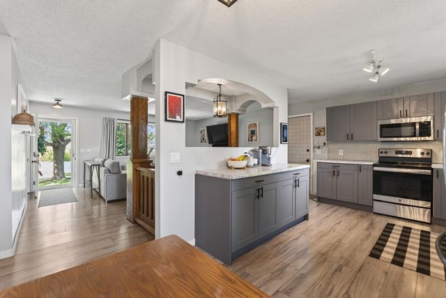 17727 Highway 7, New Germany, MN 55367