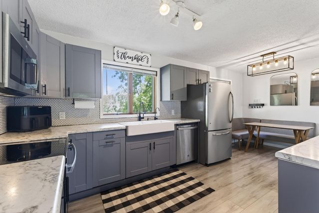 17727 Highway 7, New Germany, MN 55367