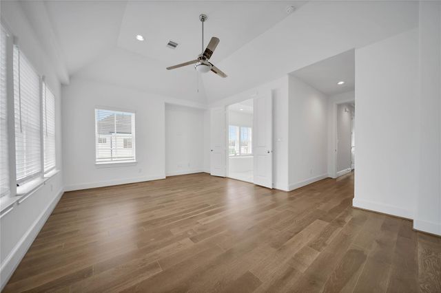 2705 Maxroy Street, Houston, TX 77007