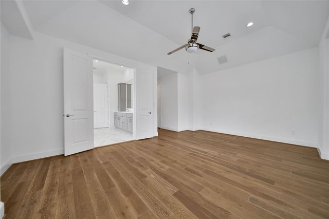 2705 Maxroy Street, Houston, TX 77007