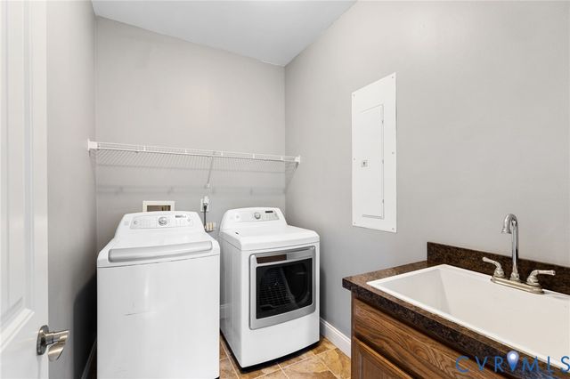 4820 Journeys End Est, Goochland, VA 23063