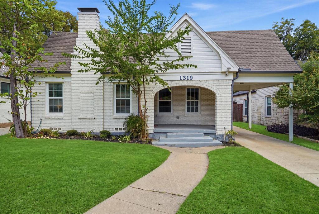 1319 Lansford Avenue, Dallas, TX 75224 — exterior