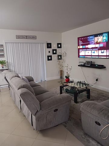 8340 SW 154th Avenue 63, Miami, FL 33193