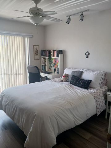8340 SW 154th Avenue 63, Miami, FL 33193