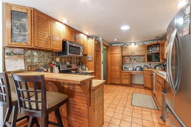 9354 COUNTY ROAD KK, Amherst Jct, WI 54407