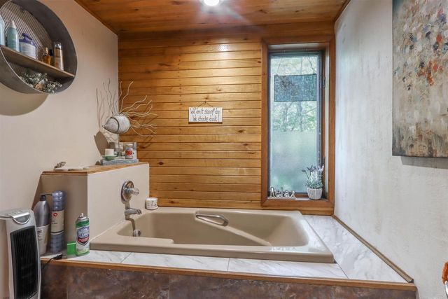 9354 COUNTY ROAD KK, Amherst Jct, WI 54407