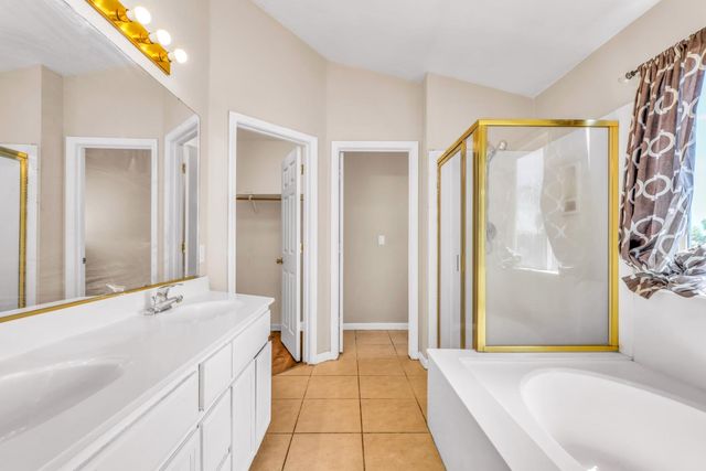 2814 Etcheverry Dr, Stockton, CA 95212