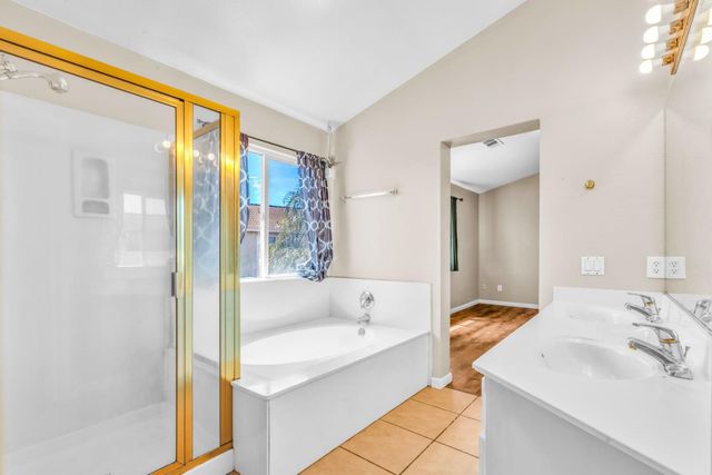 2814 Etcheverry Dr, Stockton, CA 95212
