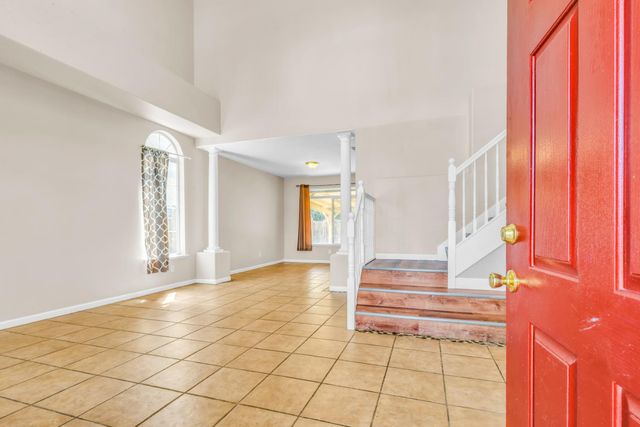 2814 Etcheverry Dr, Stockton, CA 95212