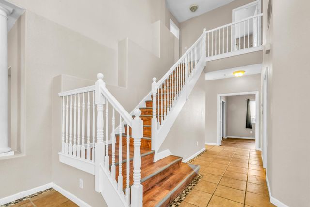 2814 Etcheverry Dr, Stockton, CA 95212