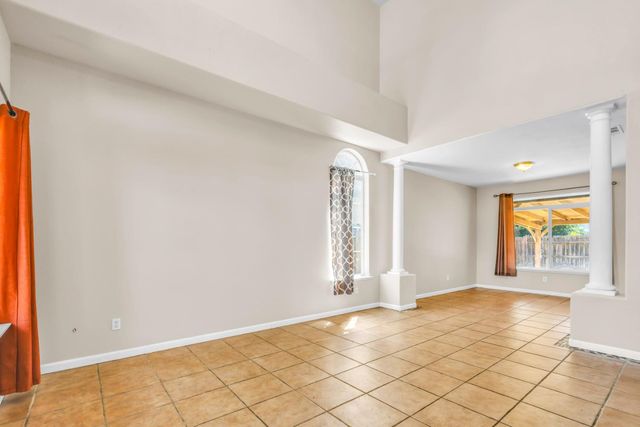 2814 Etcheverry Dr, Stockton, CA 95212
