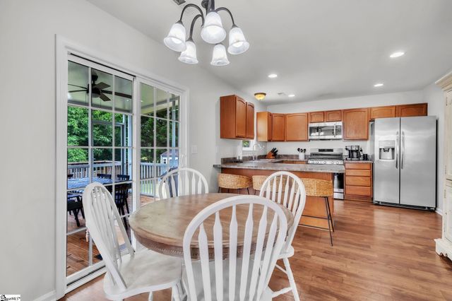 112 Rustcraft Drive, Greer, SC 29651