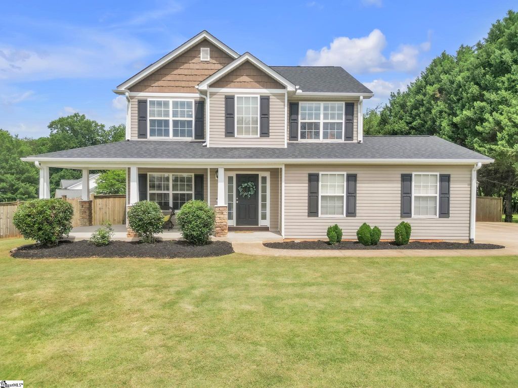 112 Rustcraft Drive, Greer, SC 29651