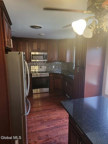 15 Prospect Terrace, Albany, NY 12208