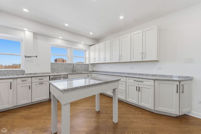 5715 S Kenwood Avenue 6N, Chicago, IL 60637