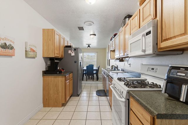 17 Ursula Drive, Belen, NM 87002