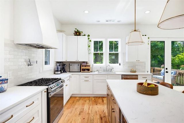 796 Beechwood Avenue SW, Atlanta, GA 30310