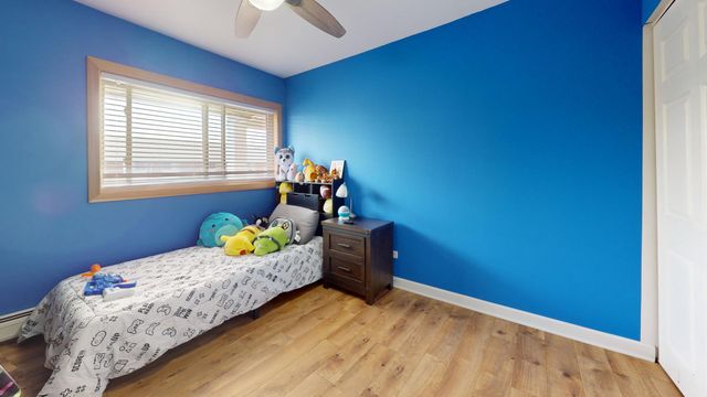 670 Marilyn Avenue 203, Glendale Heights, IL 60139