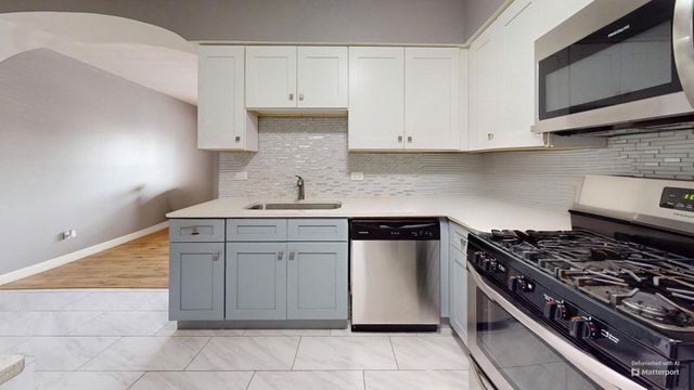 670 Marilyn Avenue 203, Glendale Heights, IL 60139