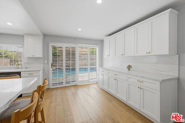 6206 Hesperia Avenue, Los Angeles, CA 91316