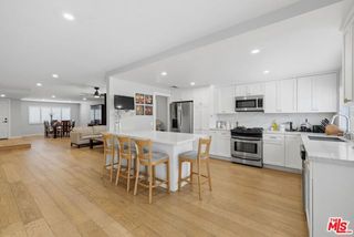 6206 Hesperia Avenue, Los Angeles, CA 91316