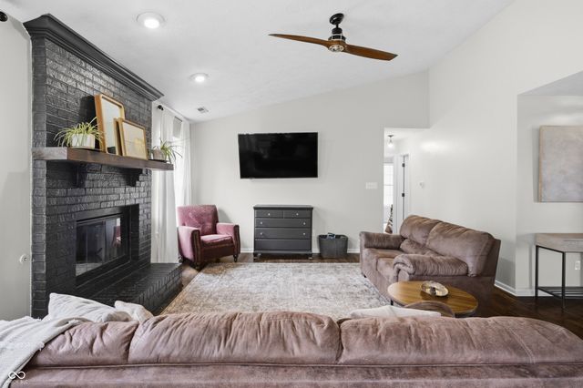 434 Driftwood Court, Franklin, IN 46131