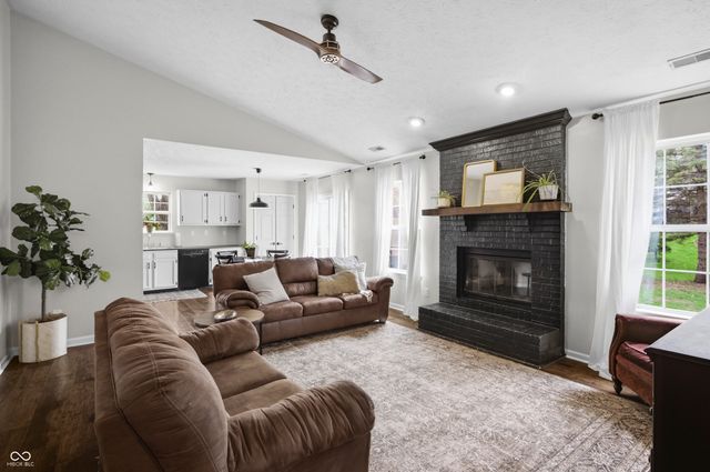 434 Driftwood Court, Franklin, IN 46131