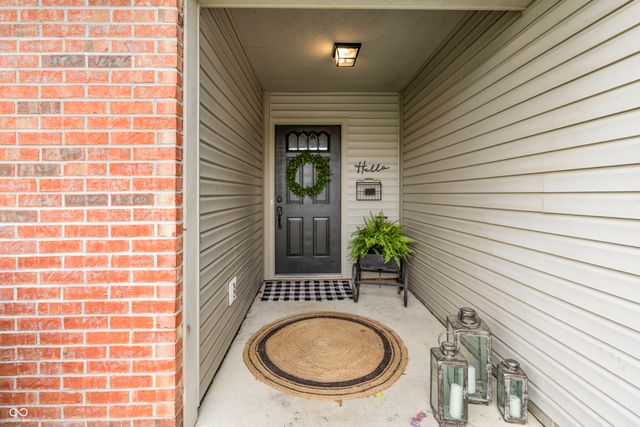 434 Driftwood Court, Franklin, IN 46131