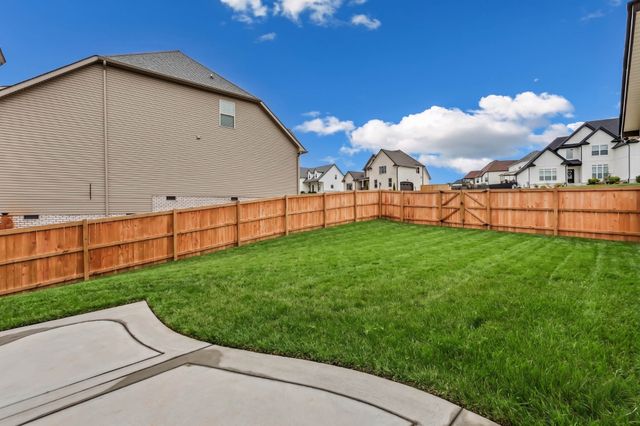 2634 Remington Trce, Clarksville, TN 37043