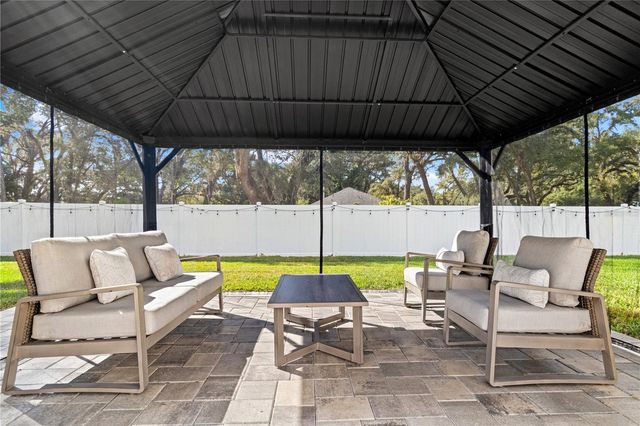 37218 BAILEY HILL ROAD, Dade City, FL 33525