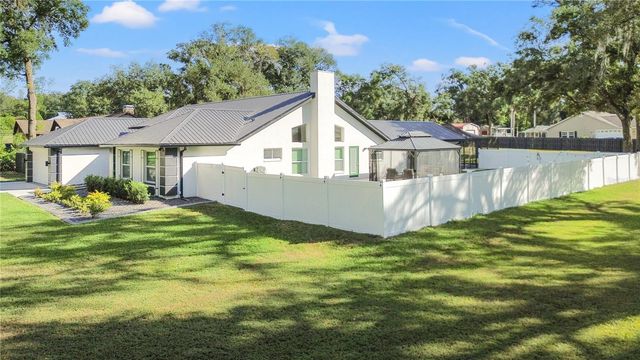 37218 BAILEY HILL ROAD, Dade City, FL 33525