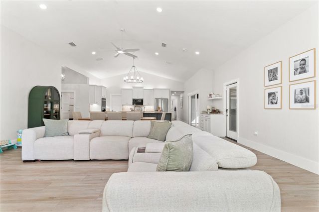 37218 BAILEY HILL ROAD, Dade City, FL 33525