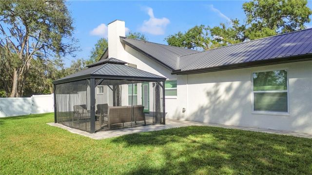 37218 BAILEY HILL ROAD, Dade City, FL 33525