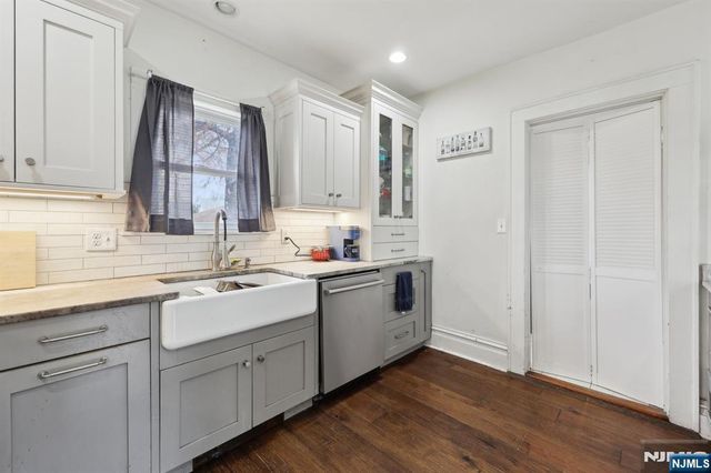 48 Marinus Street, Rochelle Park, NJ 07662