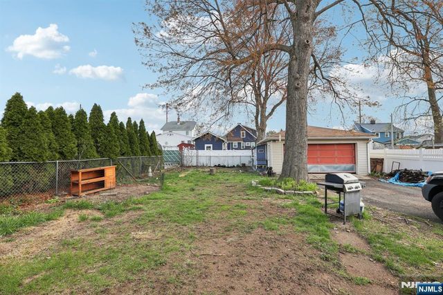 48 Marinus Street, Rochelle Park, NJ 07662