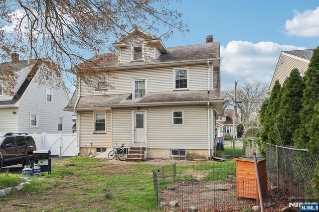 48 Marinus Street, Rochelle Park, NJ 07662