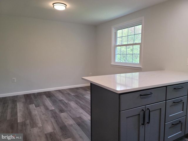 6220 HILLSIDE, Springfield, VA 22152