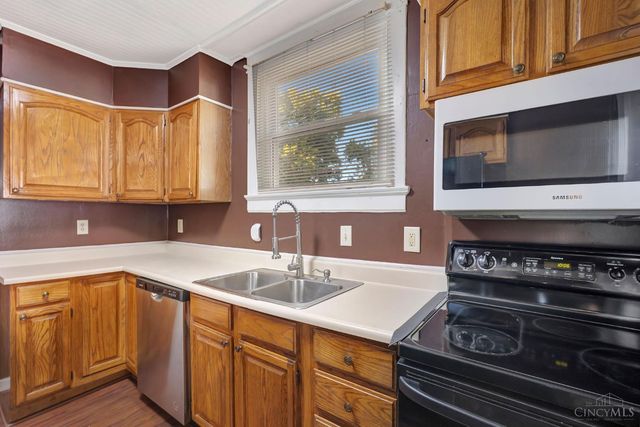111 S Edgewood Avenue, Hamilton, OH 45013