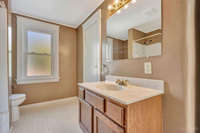 111 S Edgewood Avenue, Hamilton, OH 45013