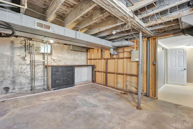 111 S Edgewood Avenue, Hamilton, OH 45013