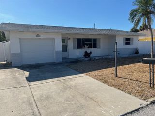 428 90TH AVENUE, St Pete Beach, FL 33706