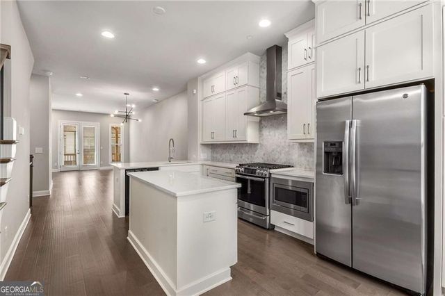 4312 Parkside Place, Atlanta, GA 30342