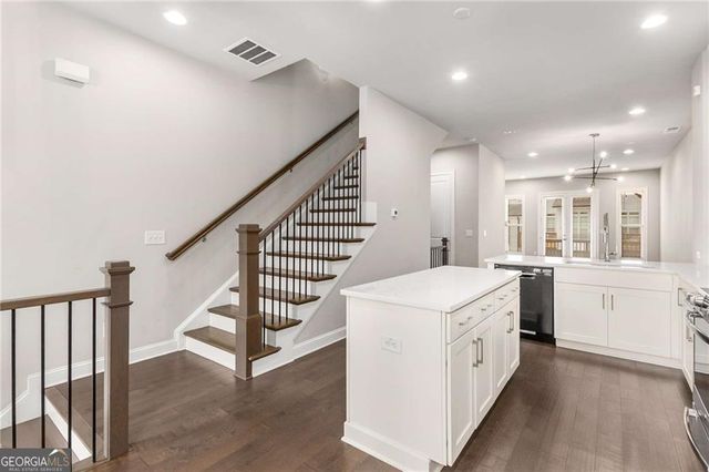 4312 Parkside Place, Atlanta, GA 30342