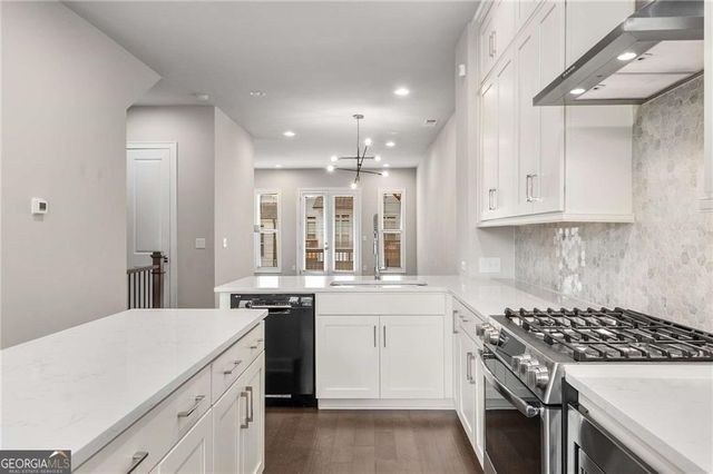 4312 Parkside Place, Atlanta, GA 30342